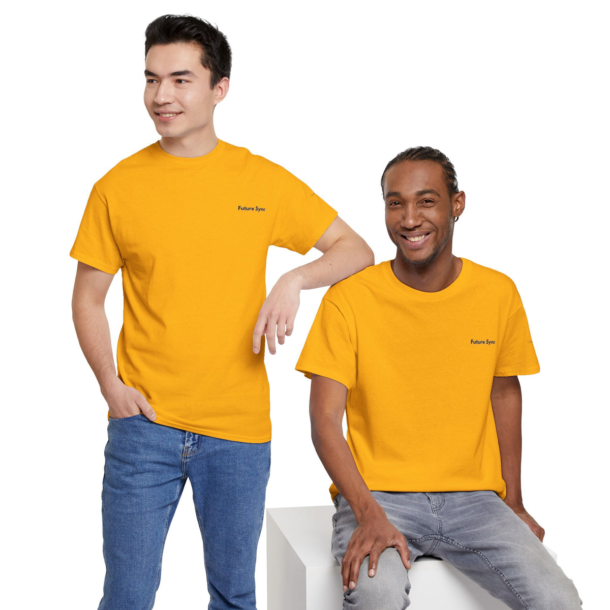 Camiseta de algodón grueso estándar Future Sync | Ropa urbana de estética minimalista