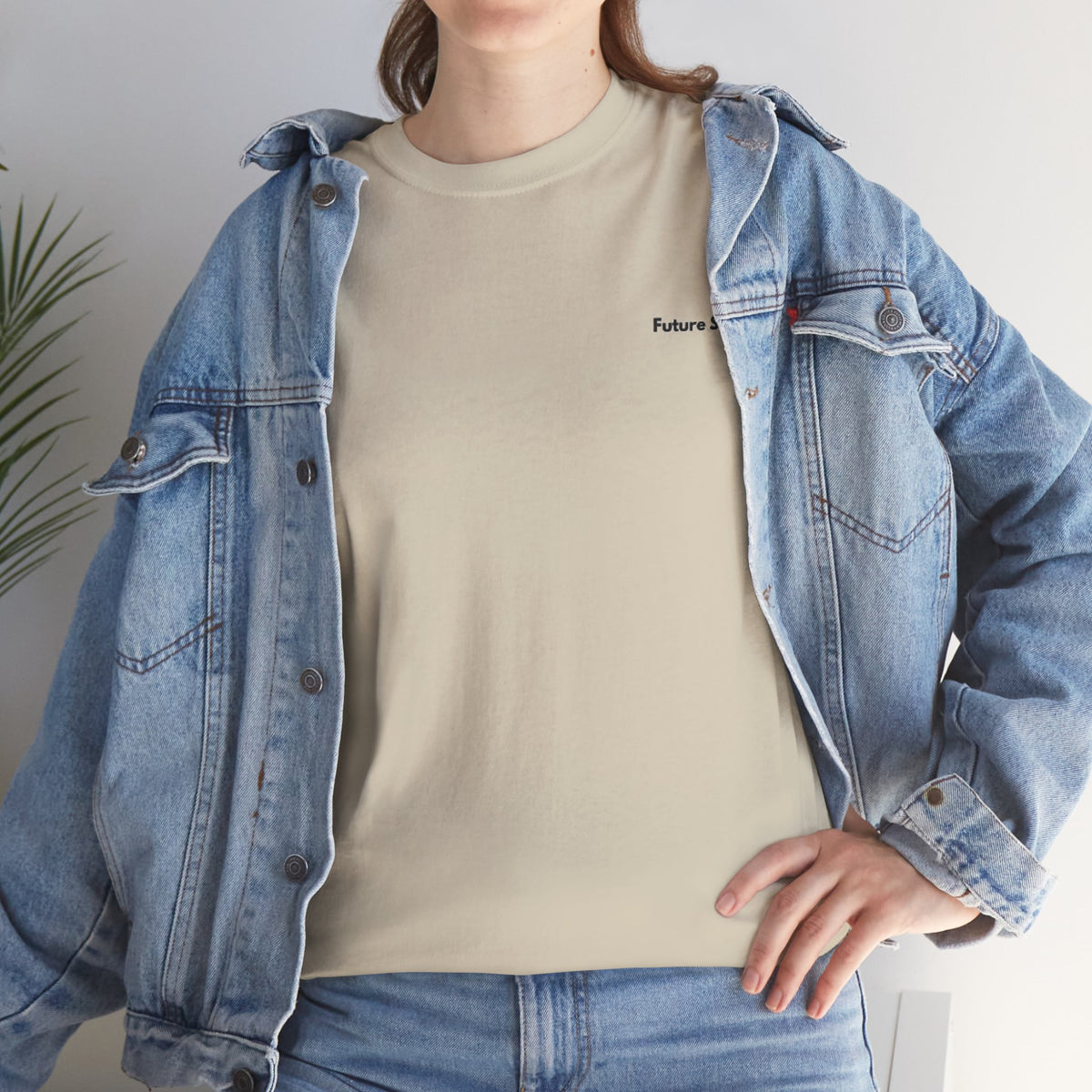 Camiseta de algodón grueso estándar Future Sync | Ropa urbana de estética minimalista