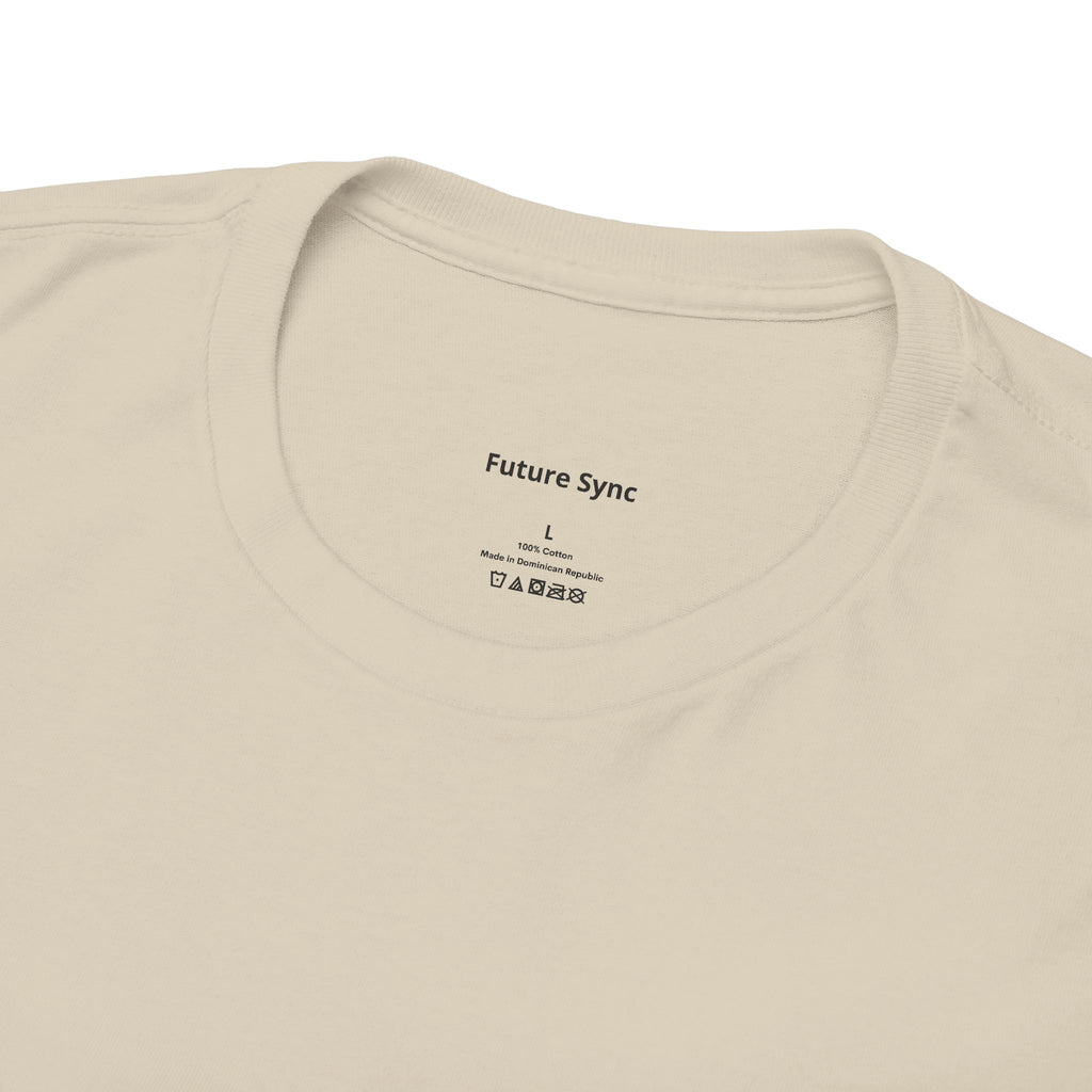 Camiseta de algodón grueso estándar Future Sync | Ropa urbana de estética minimalista